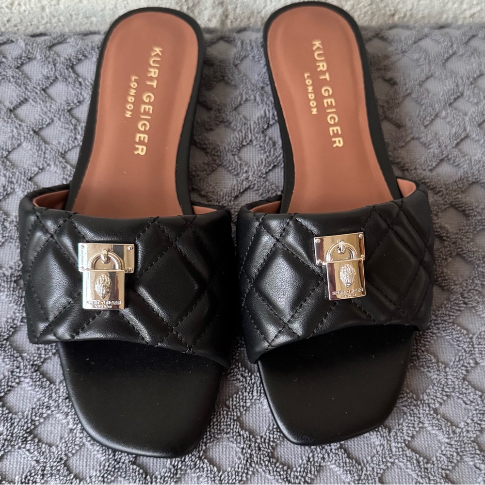 Kurt Geiger London Brixton sandals quilted Black leather silver hardware Size 7 - Picture 2 of 6